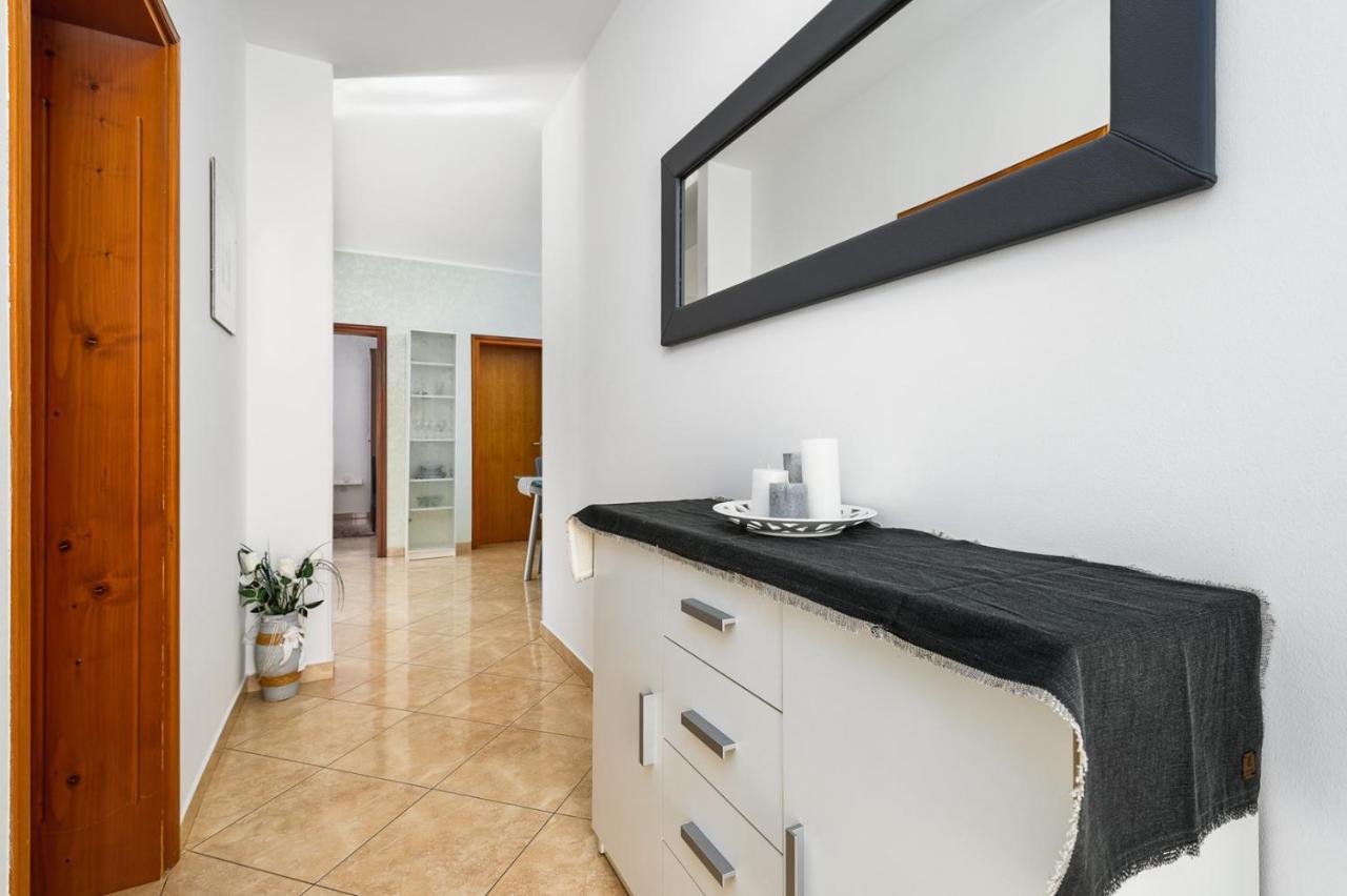 Bozica House With Apartments Murine Exterior photo